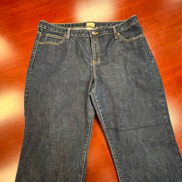 GAP 1969 Curvy Flare Jeans sz 18/ 34 R EUC - Picture 4 of 5